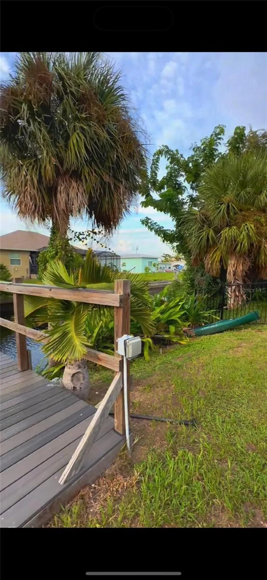 832 E 4th Street Englewood FL 34223