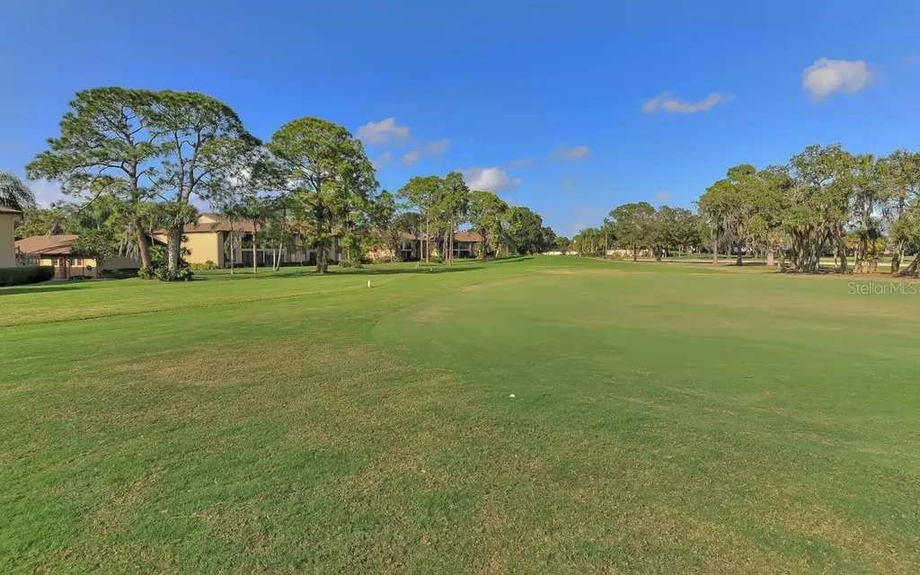 5767 Avista Drive Sarasota FL 34243