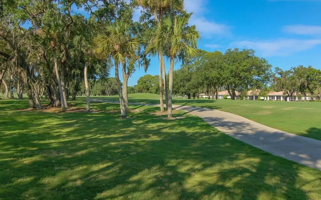 5767 Avista Drive Sarasota FL 34243