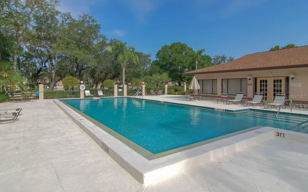 5767 Avista Drive Sarasota FL 34243