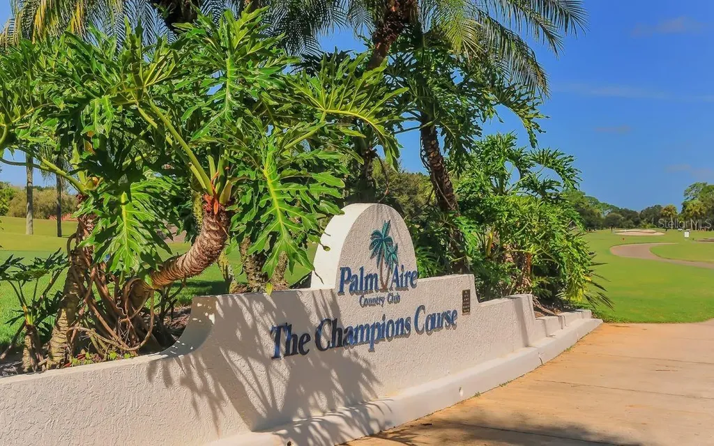 5767 Avista Drive Sarasota FL 34243