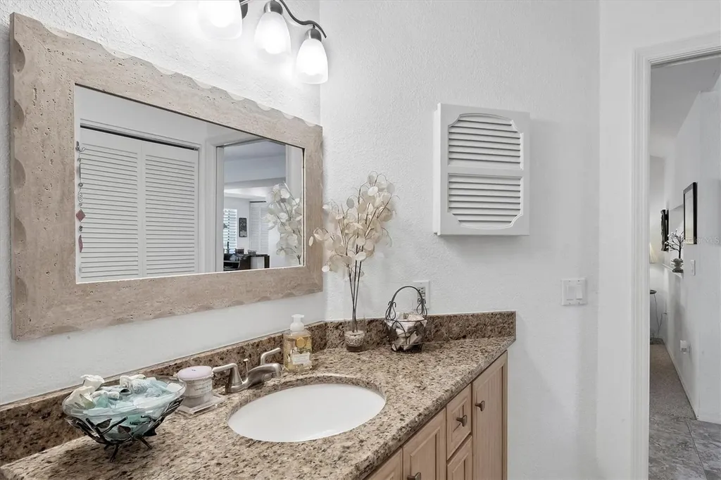 504 Pine Hollow Circle Englewood FL 34223