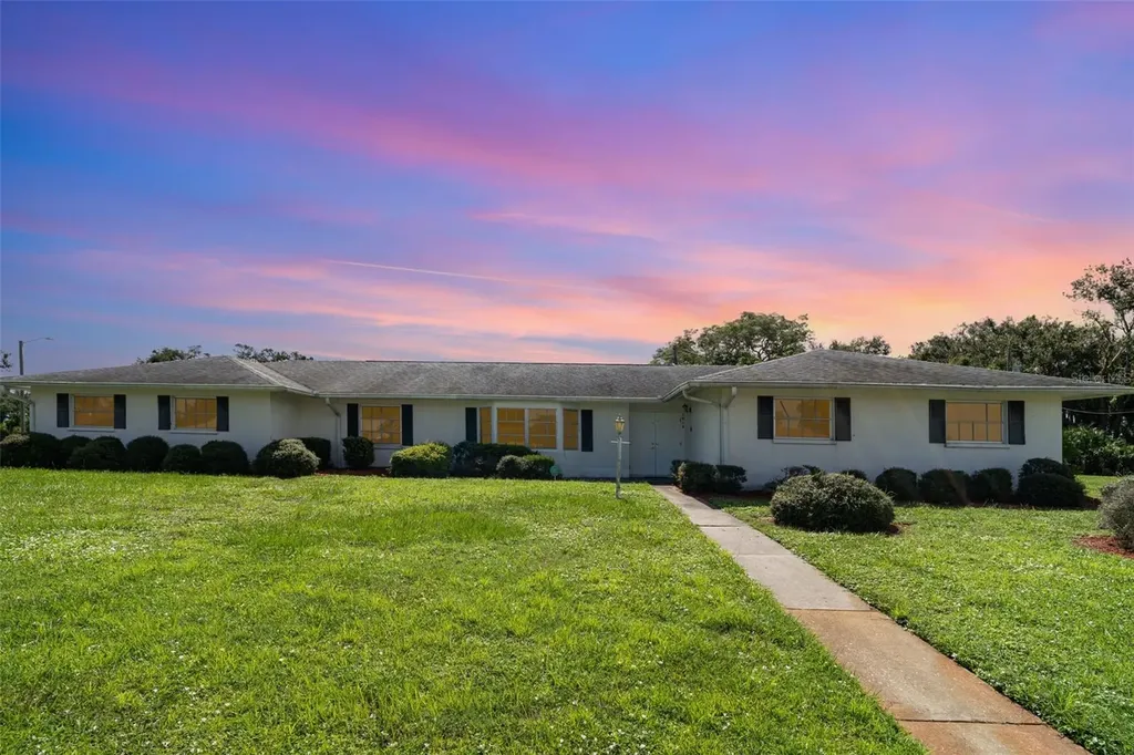 1019 31st Street E Palmetto FL 34221