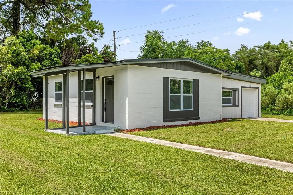 1568 Zinnia Drive Deltona FL 32725