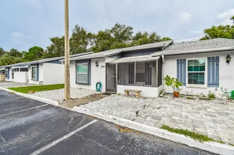 5430 Parkside Villas Drive W St Petersburg FL 33709