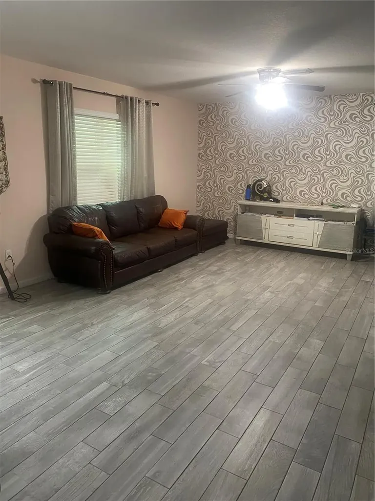 12034 Suburban Sunrise Street Riverview FL 33578
