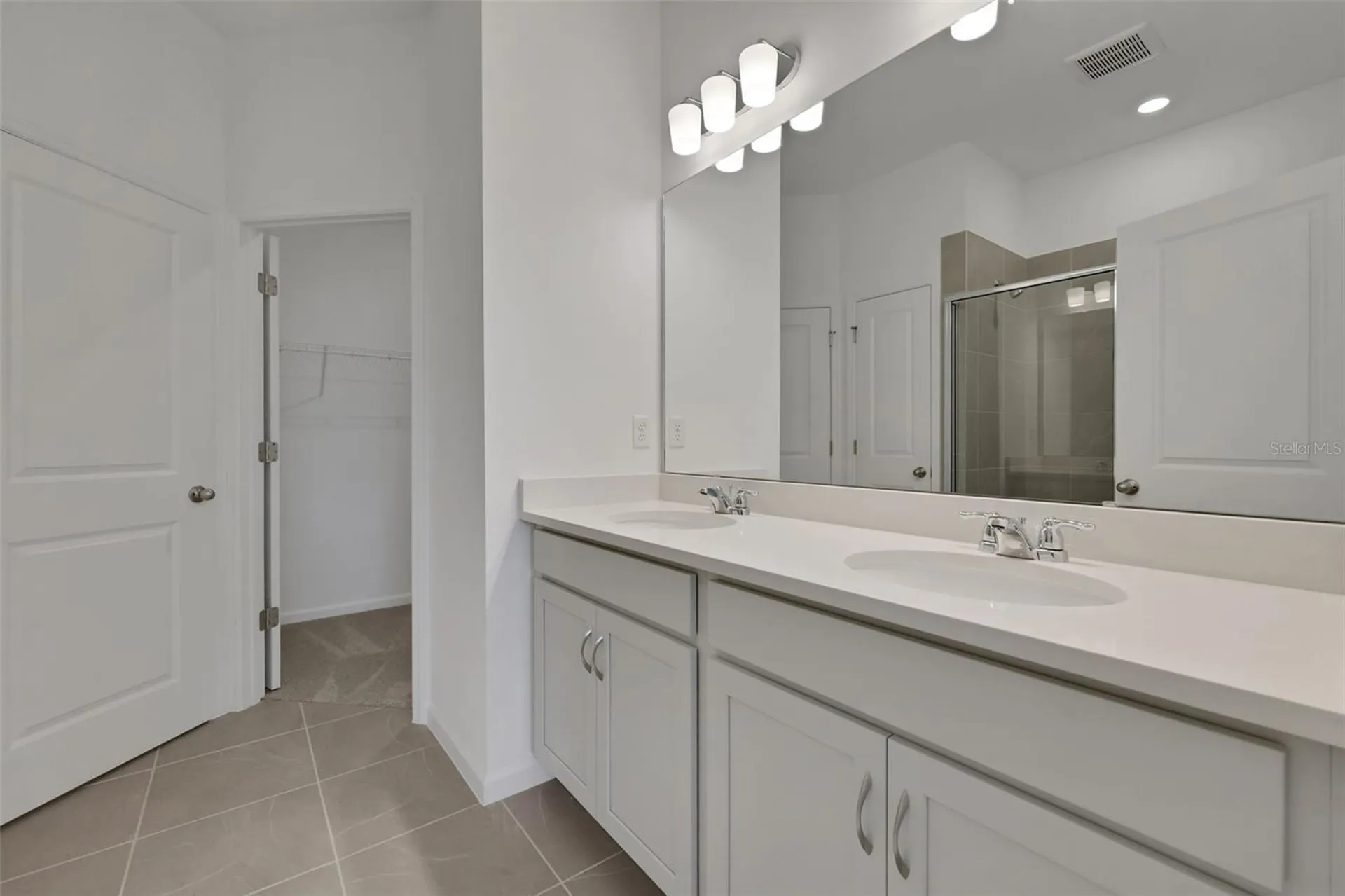 2866 Supermarine Road Tavares FL 32778