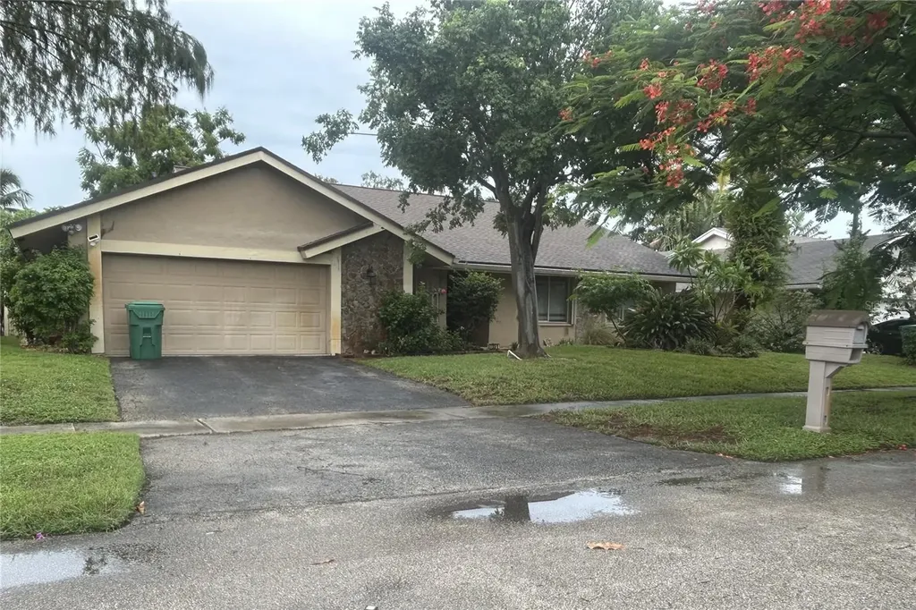 7331 NW 49th Street Lauderhill FL 33319