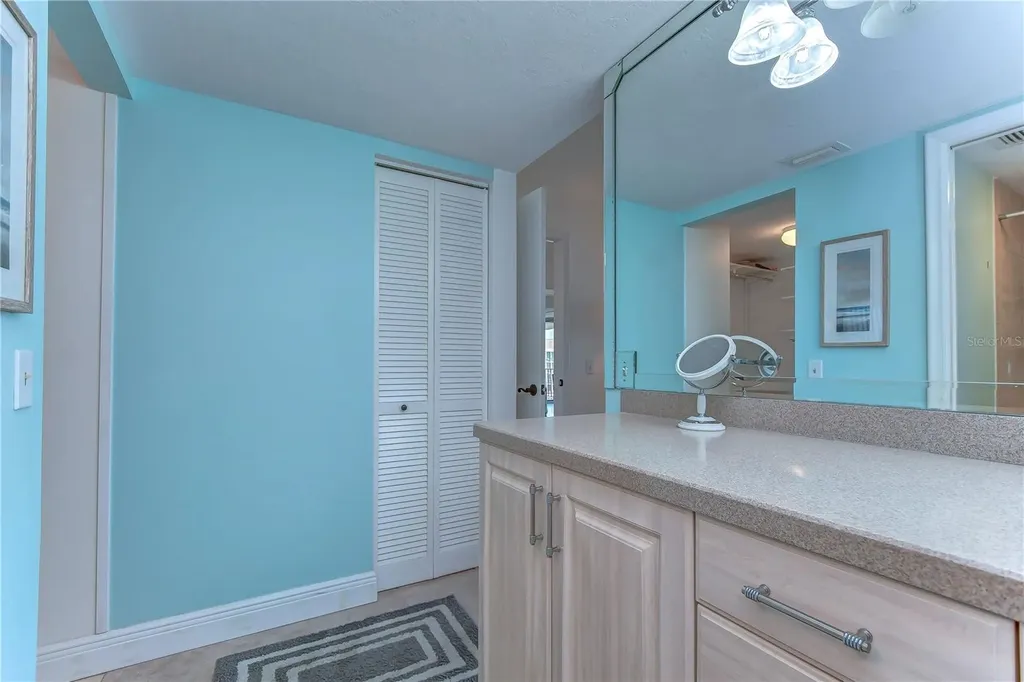 6322 Palma Del Mar Boulevard S St Petersburg FL 33715