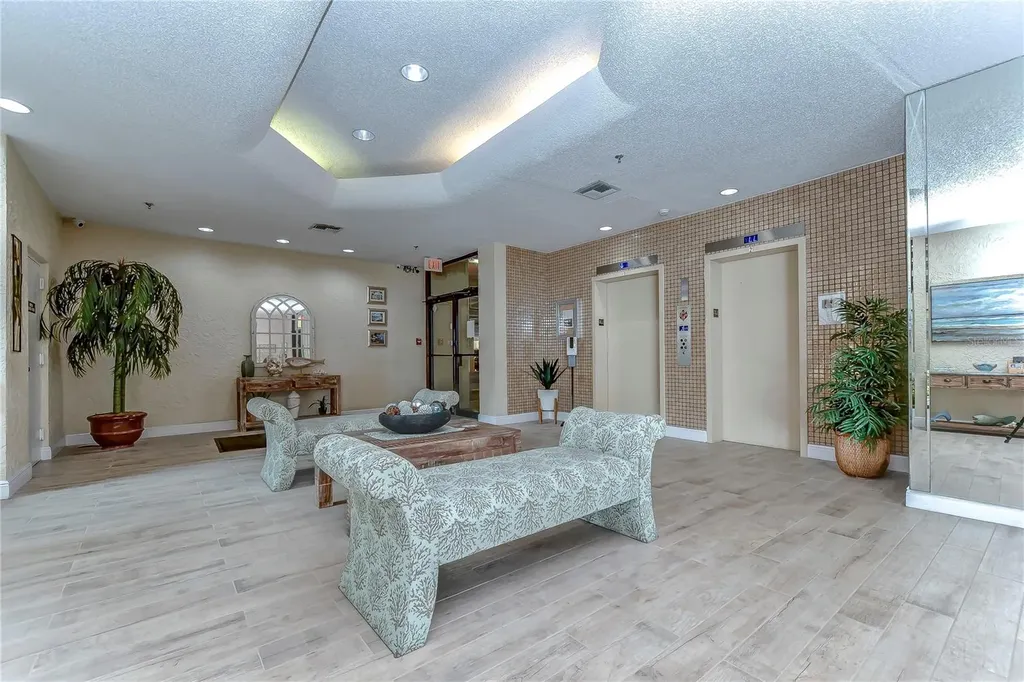 6322 Palma Del Mar Boulevard S St Petersburg FL 33715