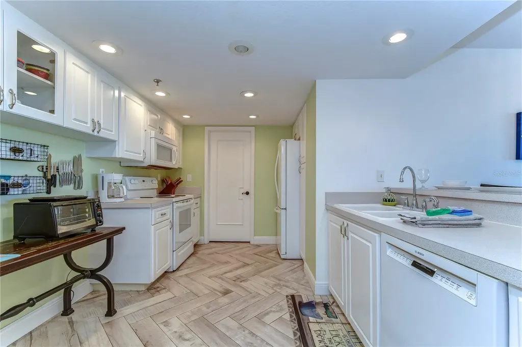 6322 Palma Del Mar Boulevard S St Petersburg FL 33715