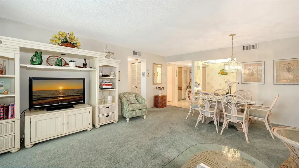 1975 Gulf Of Mexico Drive Longboat Key FL 34228