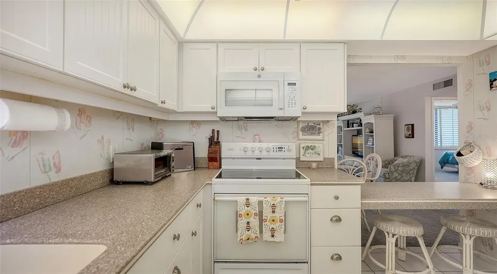 1975 Gulf Of Mexico Drive Longboat Key FL 34228