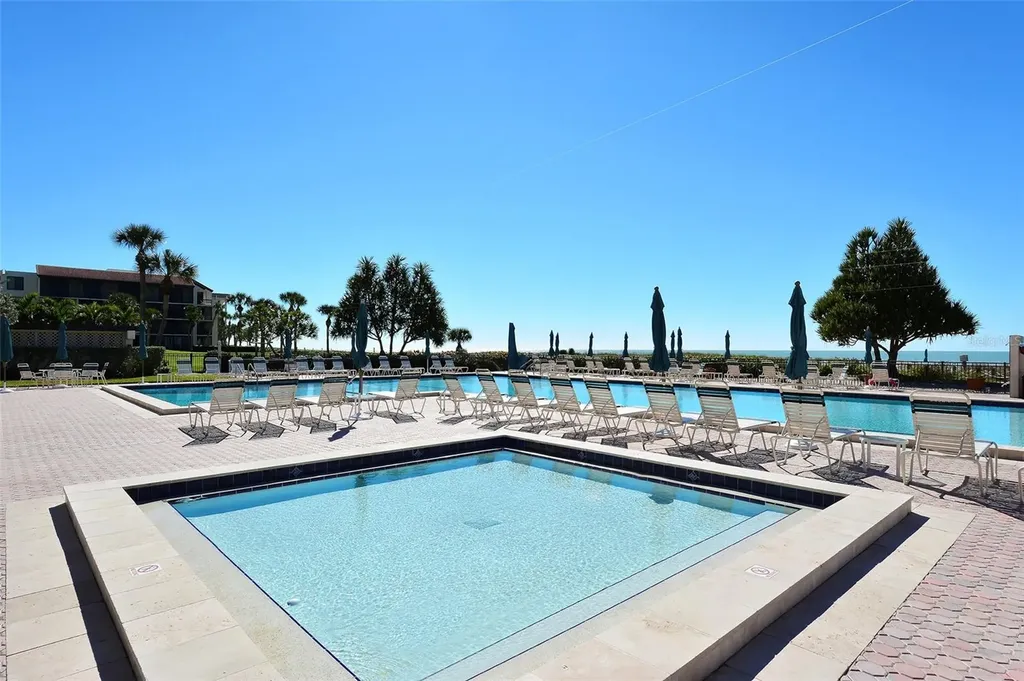 1975 Gulf Of Mexico Drive Longboat Key FL 34228