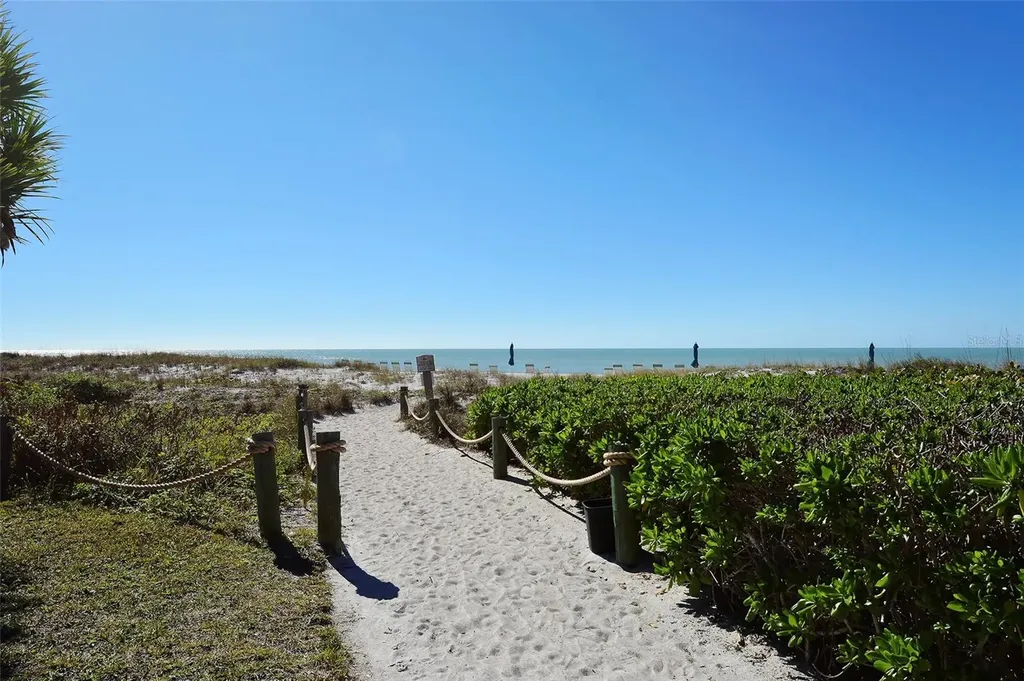 1975 Gulf Of Mexico Drive Longboat Key FL 34228