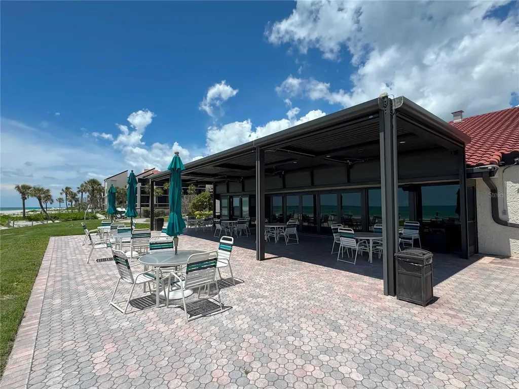 1975 Gulf Of Mexico Drive Longboat Key FL 34228