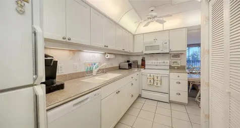 1975 Gulf Of Mexico Drive Longboat Key FL 34228