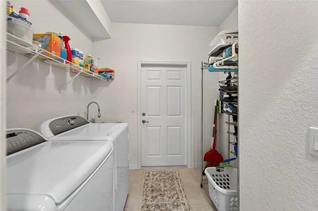 453 Nolane Lane Polk City FL 33868