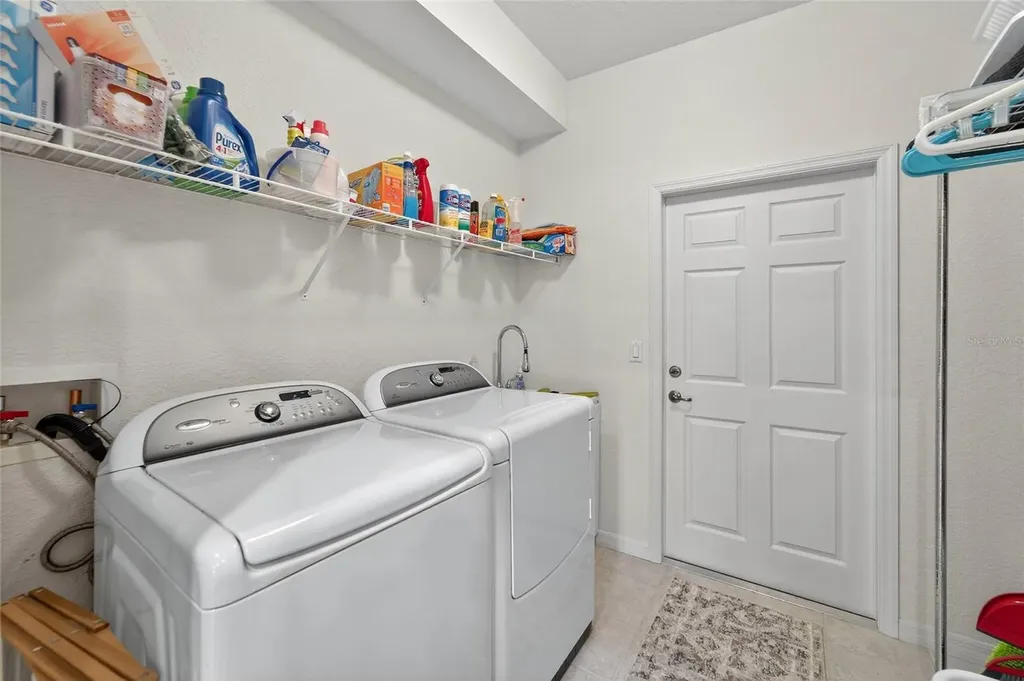 453 Nolane Lane Polk City FL 33868