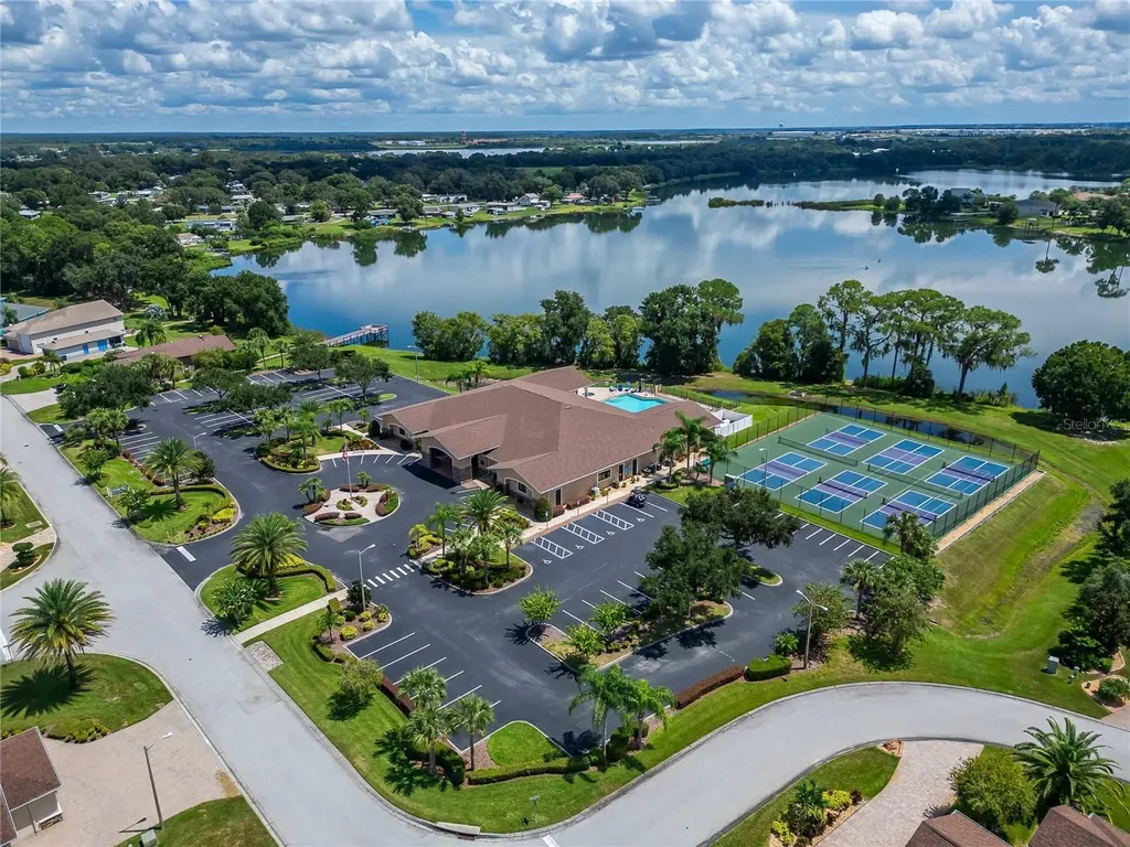 453 Nolane Lane Polk City FL 33868