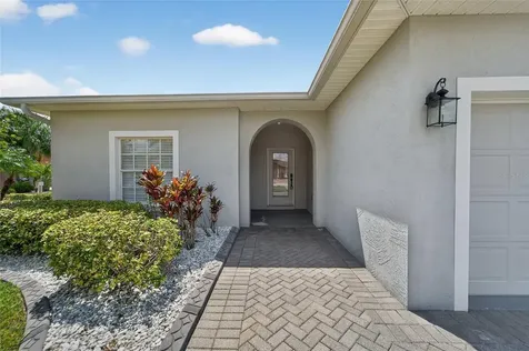 453 Nolane Lane Polk City FL 33868