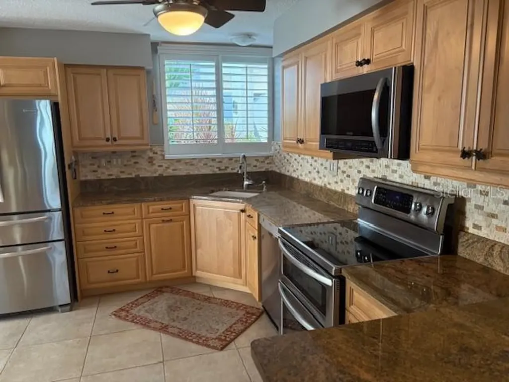 737 Bayport Way Longboat Key FL 34228