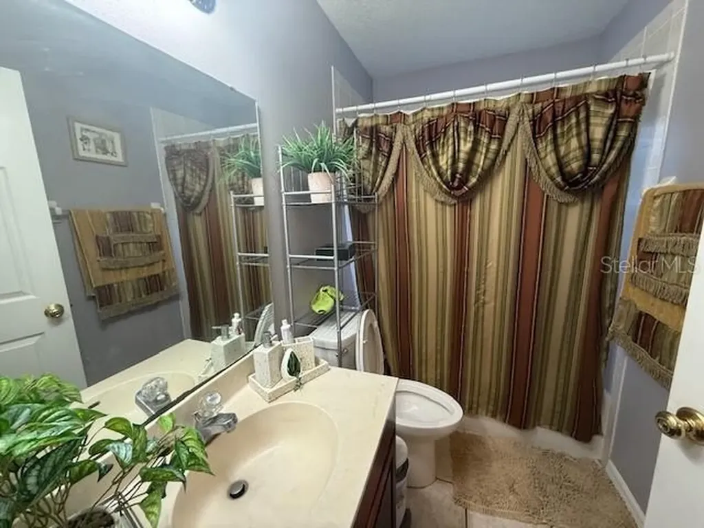 2601 Villa Drive Valrico FL 33596