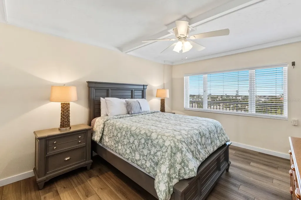 5300 Gulf Drive Holmes Beach FL 34217