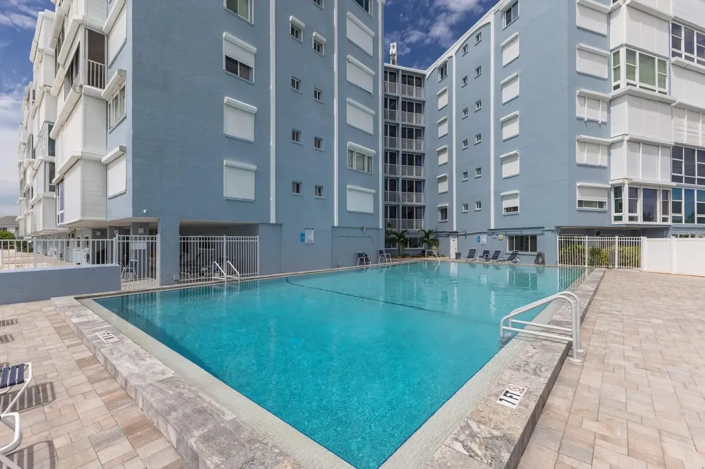 5300 Gulf Drive Holmes Beach FL 34217