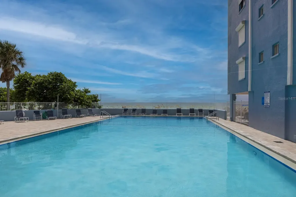 5300 Gulf Drive Holmes Beach FL 34217