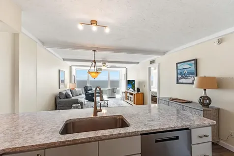 5300 Gulf Drive Holmes Beach FL 34217