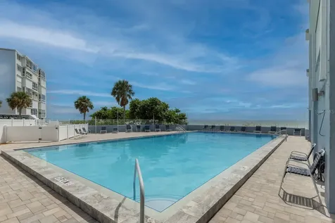5300 Gulf Drive Holmes Beach FL 34217