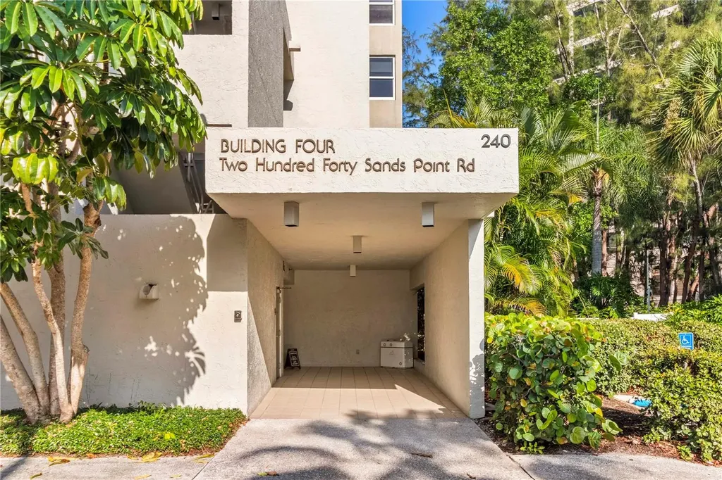 240 Sands Point Road Longboat Key FL 34228