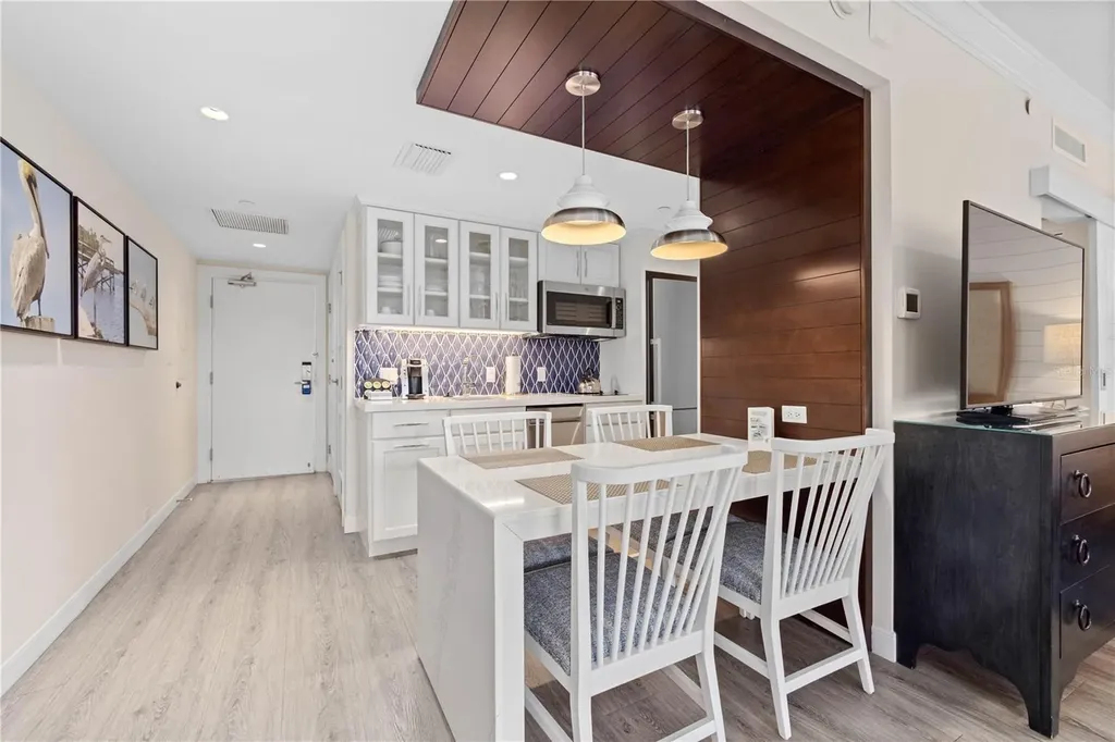 240 Sands Point Road Longboat Key FL 34228