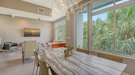 213 Cosmopolitan Court Sarasota FL 34236