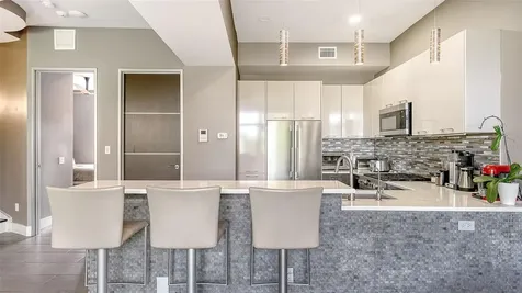 213 Cosmopolitan Court Sarasota FL 34236