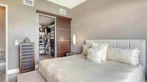 213 Cosmopolitan Court Sarasota FL 34236
