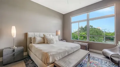 213 Cosmopolitan Court Sarasota FL 34236
