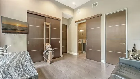 213 Cosmopolitan Court Sarasota FL 34236