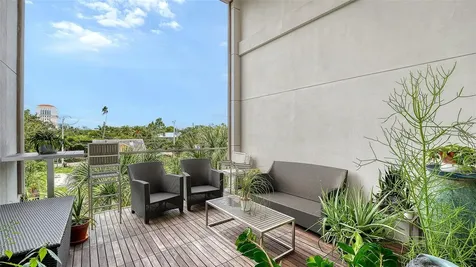 213 Cosmopolitan Court Sarasota FL 34236