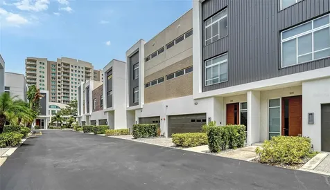 213 Cosmopolitan Court Sarasota FL 34236