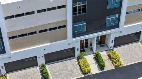 213 Cosmopolitan Court Sarasota FL 34236