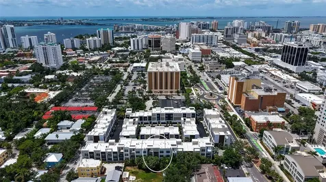 213 Cosmopolitan Court Sarasota FL 34236