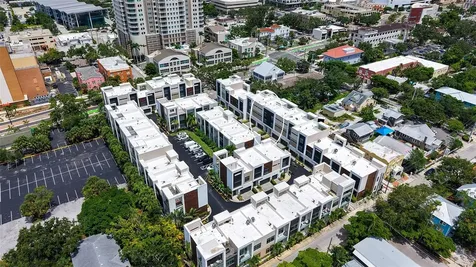 213 Cosmopolitan Court Sarasota FL 34236