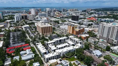 213 Cosmopolitan Court Sarasota FL 34236