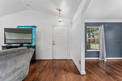 737 NE 18th Street Gainesville FL 32641