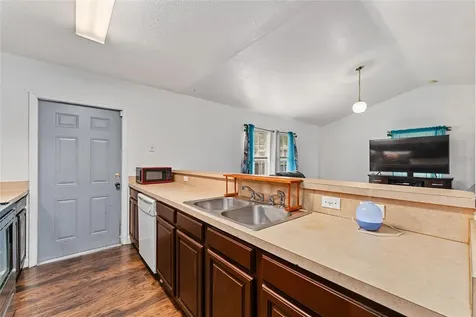 737 NE 18th Street Gainesville FL 32641