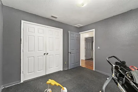 737 NE 18th Street Gainesville FL 32641