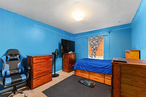 737 NE 18th Street Gainesville FL 32641