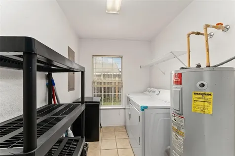 737 NE 18th Street Gainesville FL 32641